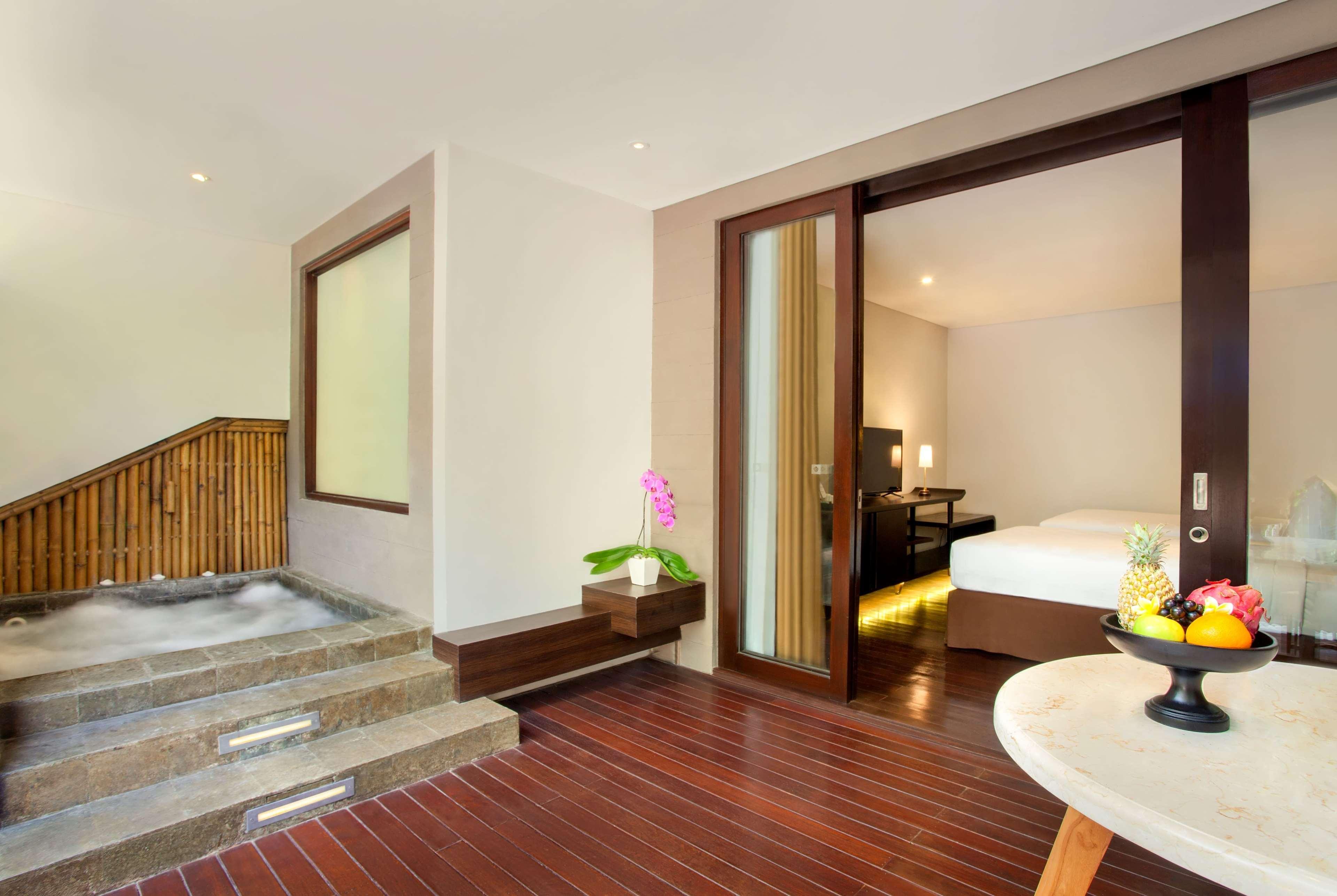Wyndham Dreamland Resort Bali Uluwatu Exterior foto
