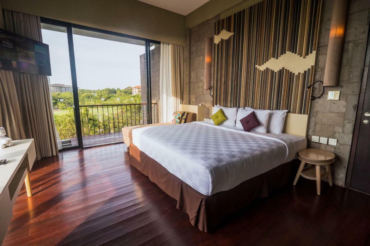 Wyndham Dreamland Resort Bali Uluwatu Exterior foto